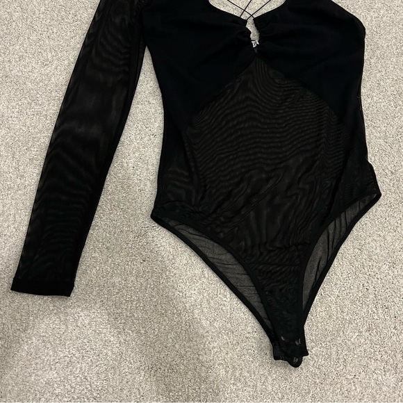 BLACK BODYSUIT - Picture 2 of 6